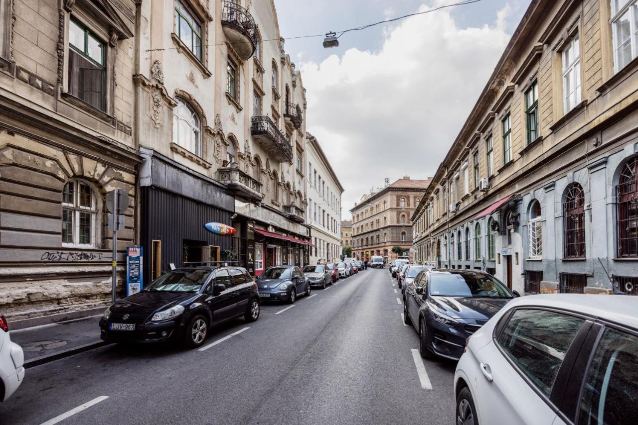 Lovely Studio In The Heart Of Budapest Bagian luar foto